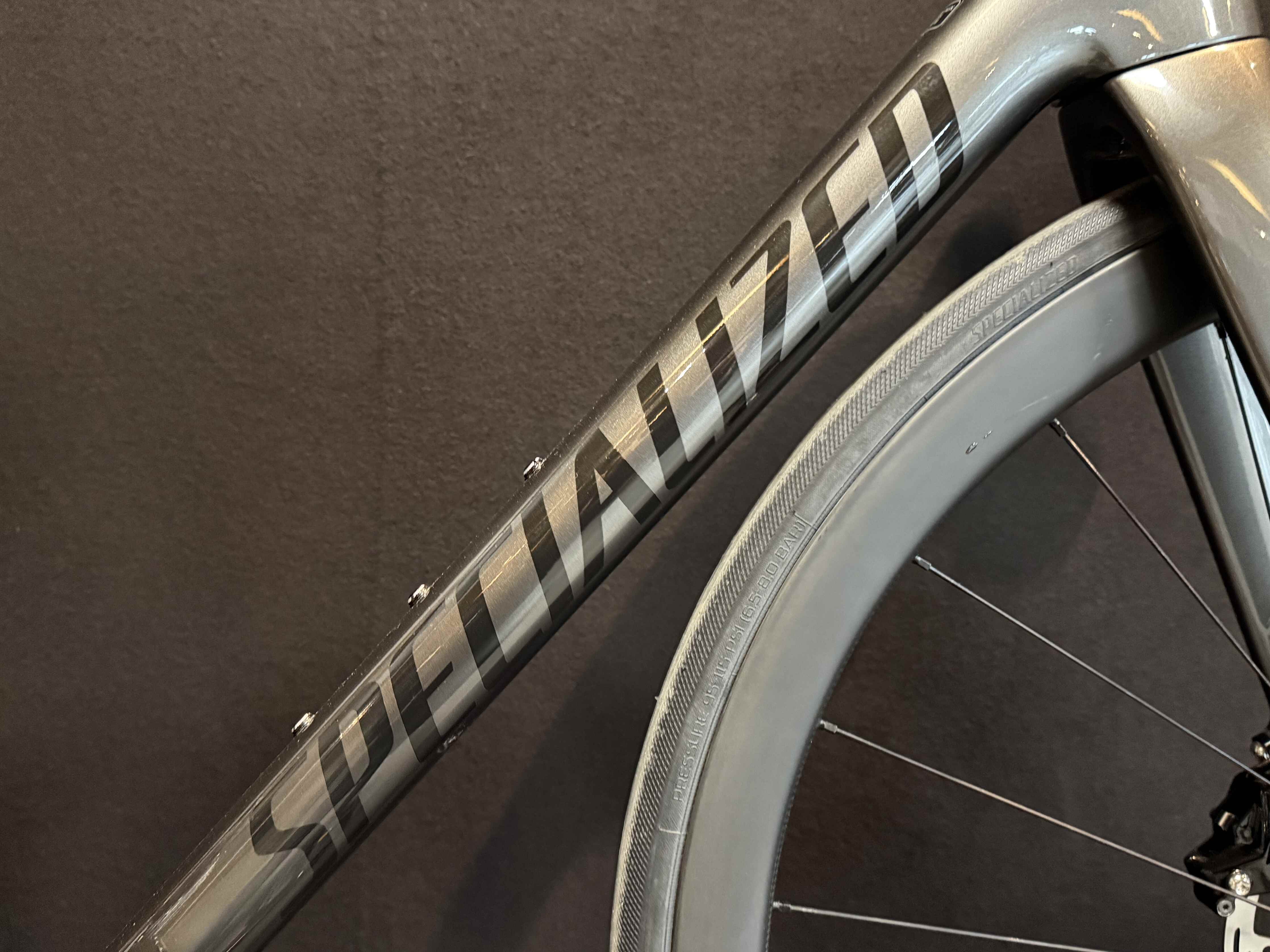 Specialized Tarmac SL8 Expert - SRAM Rival eTap AXS