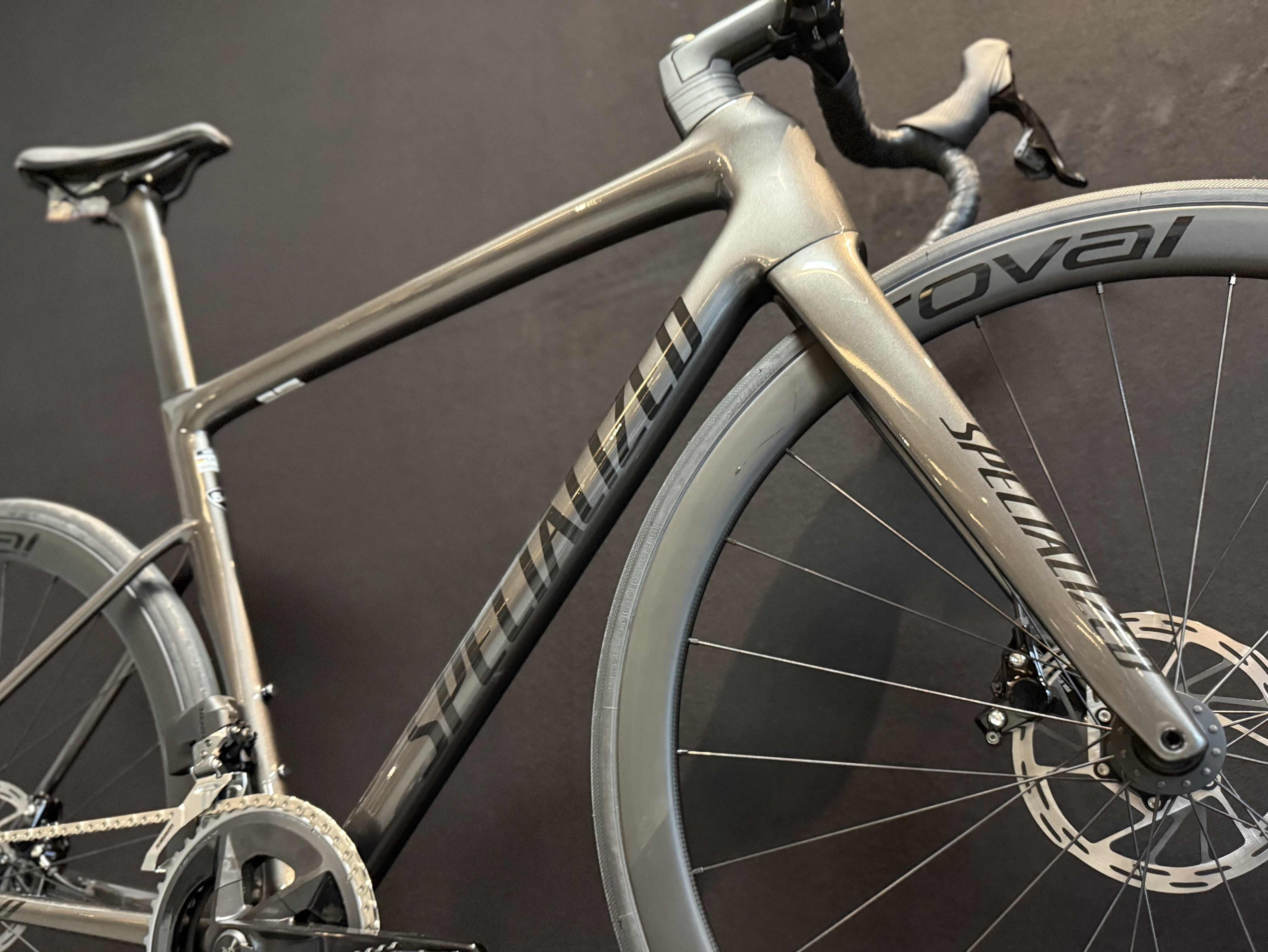 Specialized Tarmac SL8 Expert - SRAM Rival eTap AXS