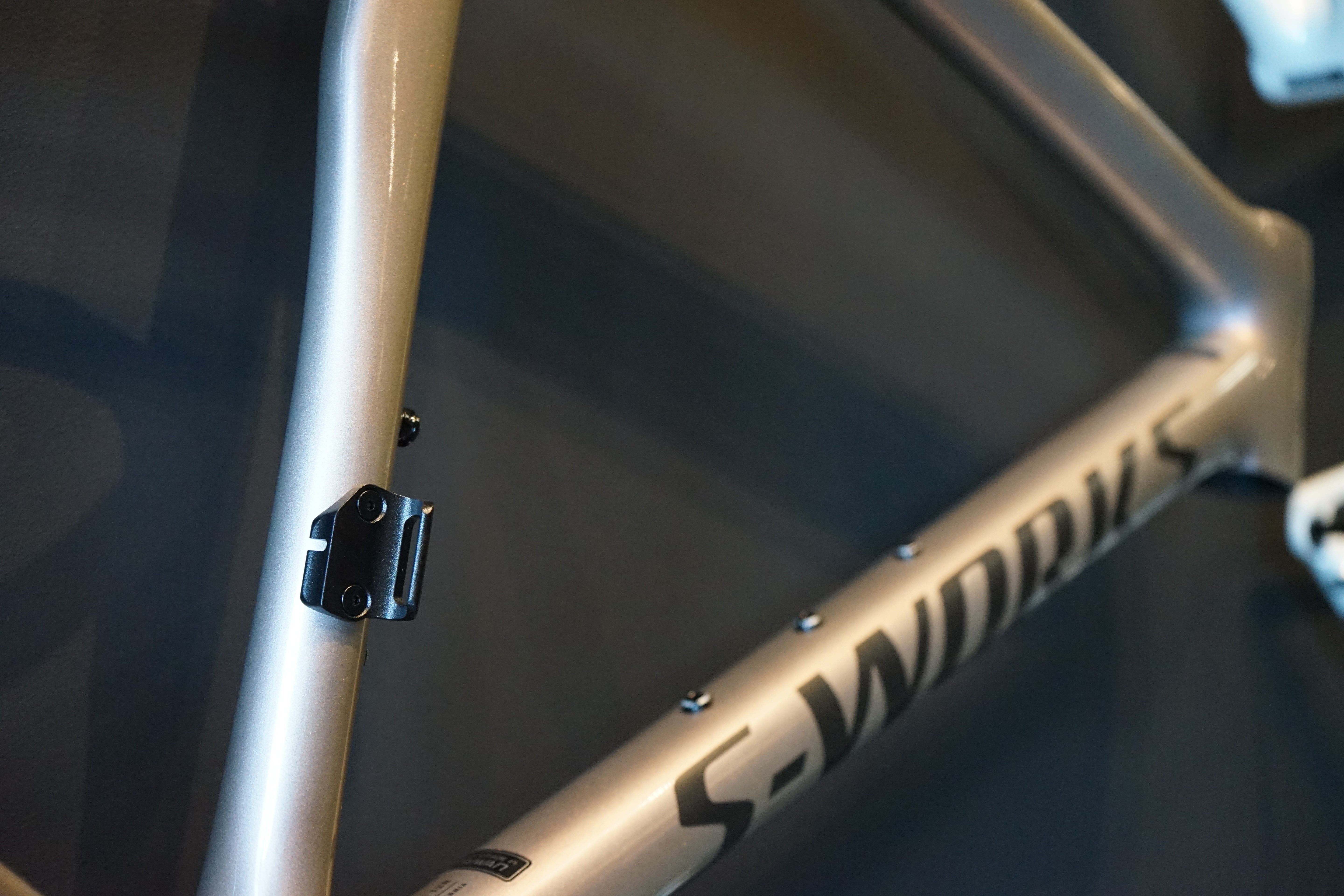 Specialized S-Works Tarmac SL8 Rahmenset Gloss Viavi Red Gold Over Silver / Satin Metallic Obsidian