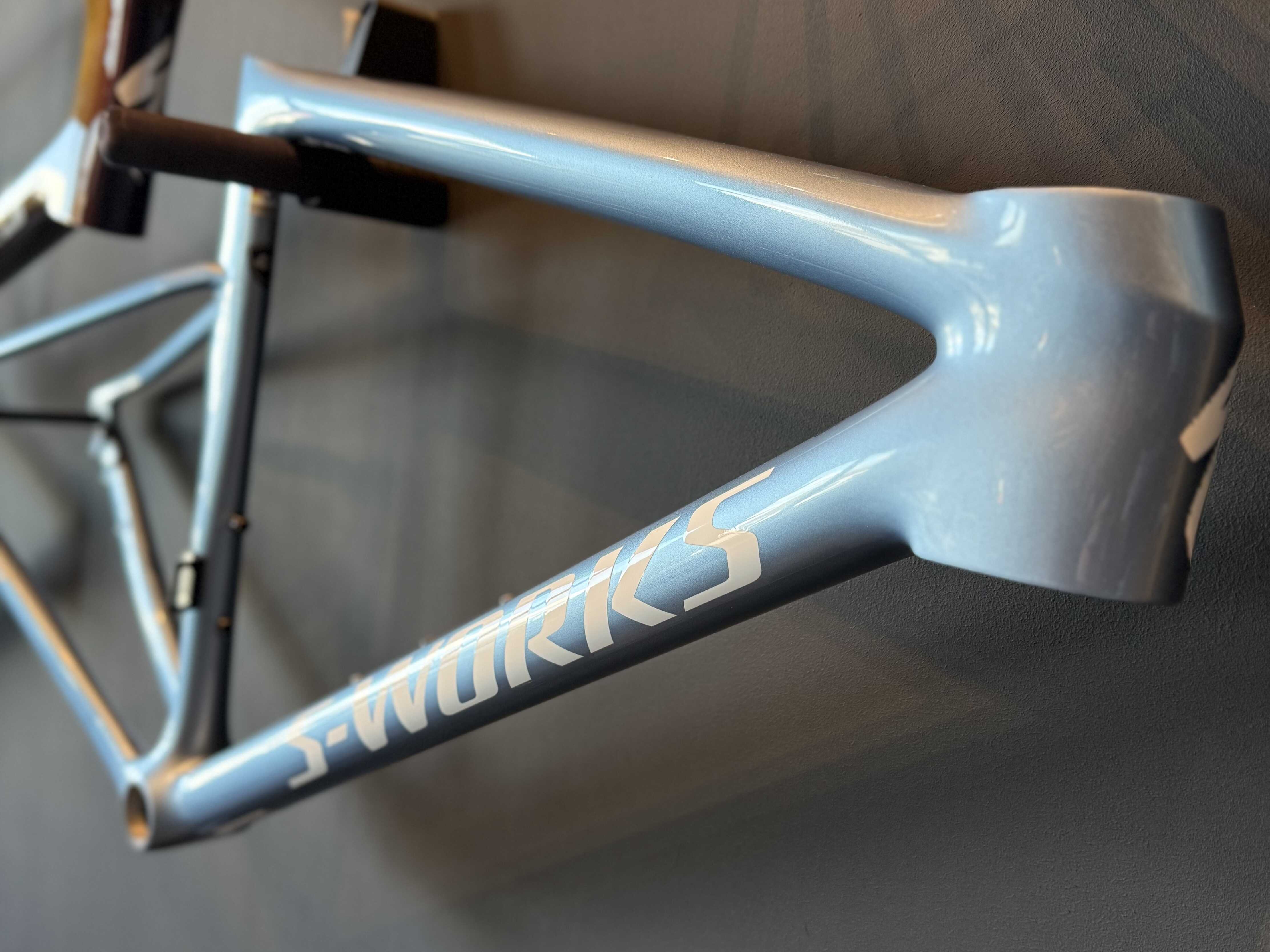 Specialized S-Works Tarmac SL8 Rahmenset Gloss Glacial Metallic / Red to Gold Pearl / White